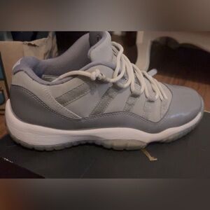Jordan Air 11 Retro Low BG in Medium Grey and White